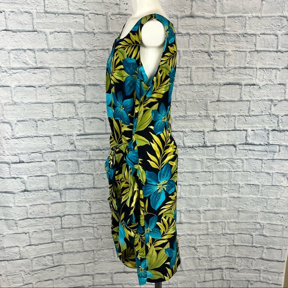 WHITE STAG Dress - Picture 3 of 7